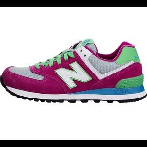 NEW! Women’s New Balance Classic Retro Sneakers 9.5 no box